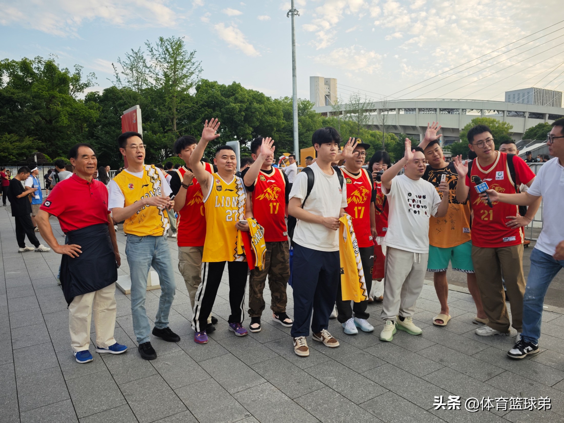 广厦男篮训练开放日,今晨内部沟通引欢呼,社区盾在即,球探报告显示潜力的简单介绍 广厦男篮训练开放日,今晨内部沟通引欢呼,社区盾在即,球探报告显示潜力的简单介绍